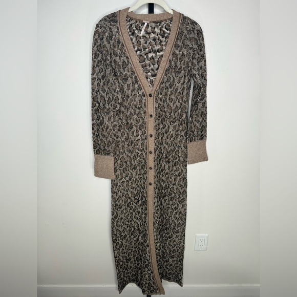 Free People Animal Print Long Cardigan - Size Medium - Picture 3 of 7